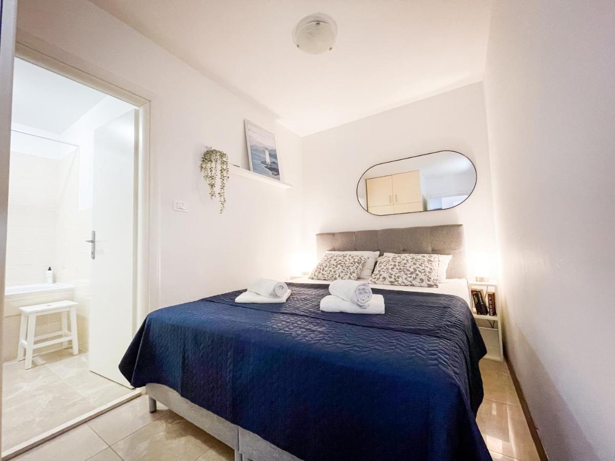 Apartment Zenta With Free Private Parking スプリト エクステリア 写真