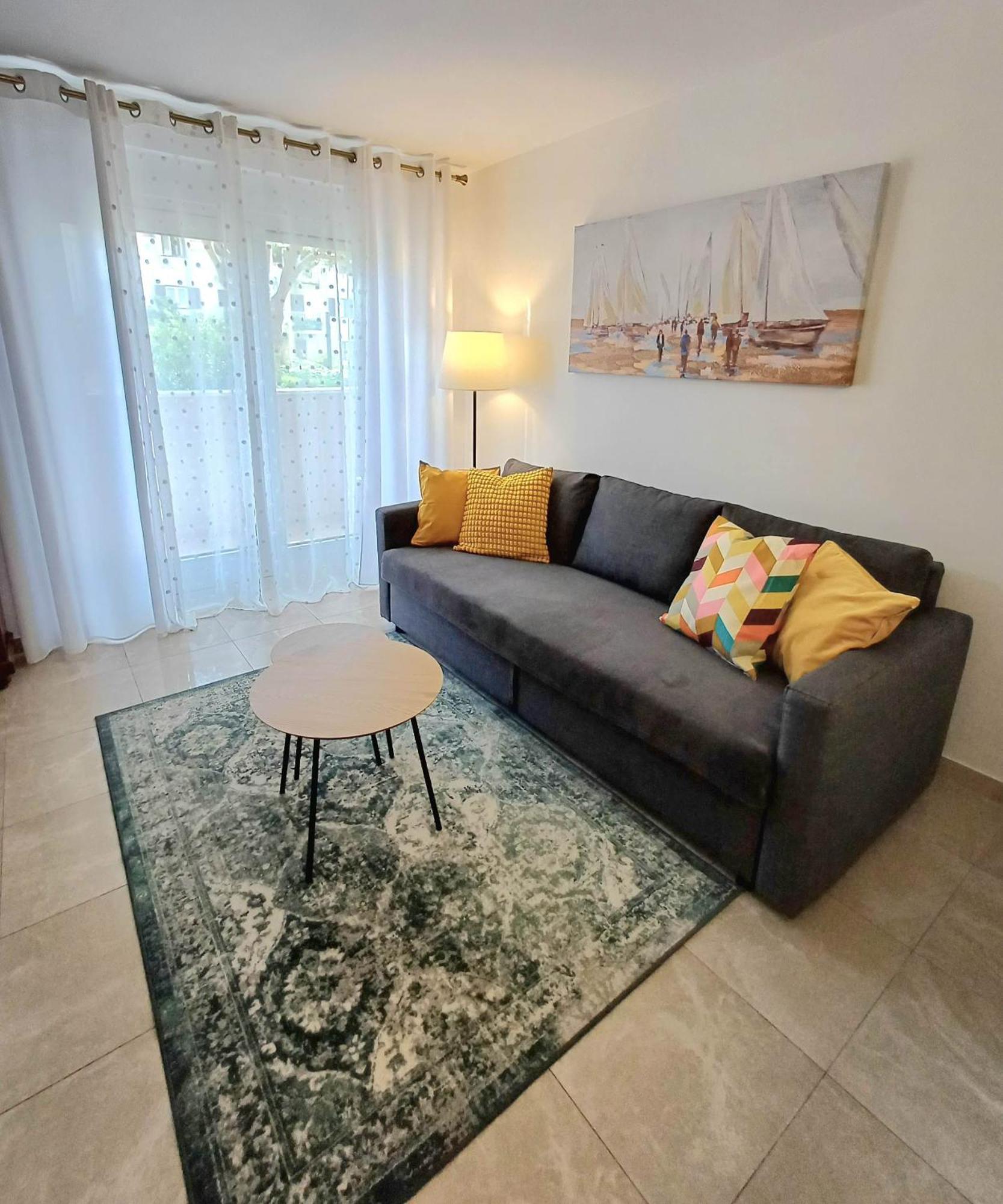 Apartment Zenta With Free Private Parking スプリト エクステリア 写真