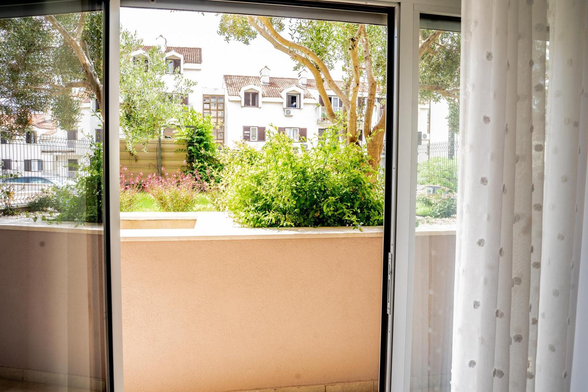 Apartment Zenta With Free Private Parking スプリト エクステリア 写真